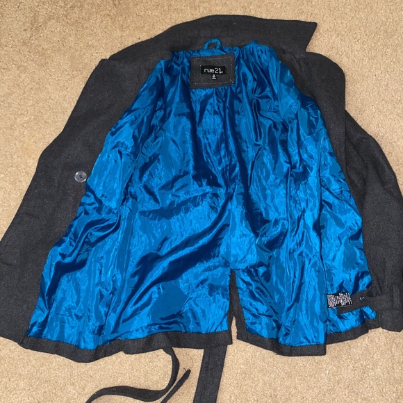 Jacket - Picture 4 of 4